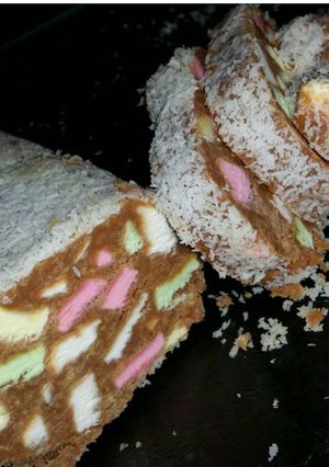 A picture of Lolly cake .