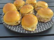 Une photo de burger oeuf