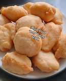Mash Daal Dahi Baray (lentil fritters)