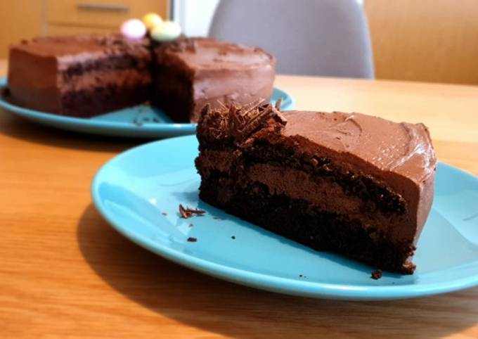 Chocolate fudge cake