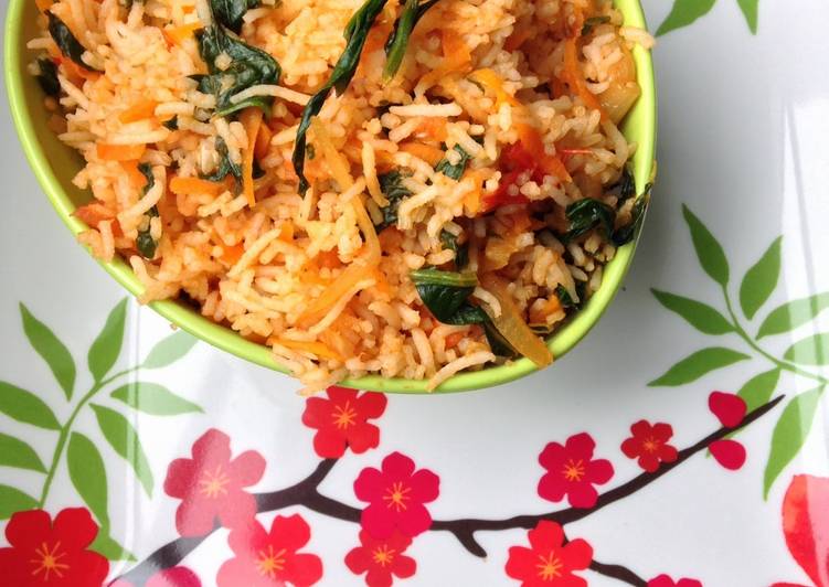 Simple Way to Make Perfect Tomato Spinach Pulao