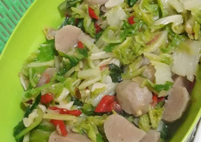 Resep Ca Sawi Putih Bakso yang Menggugah Selera