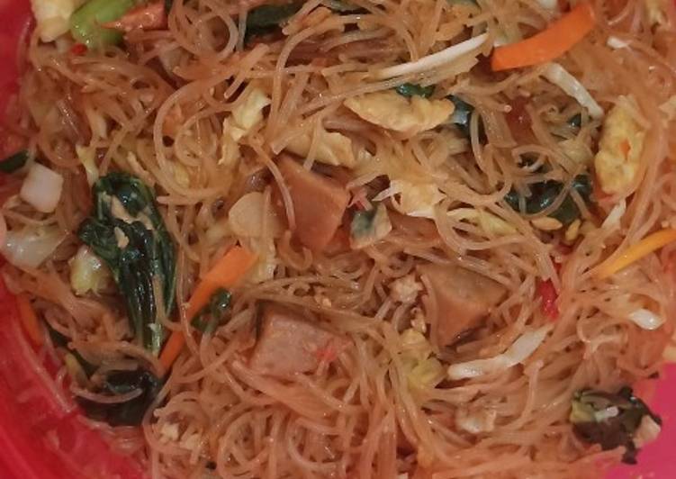 Bihun Goreng Bakso Sayur