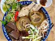 A picture of steamed meat buns