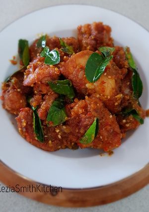 Foto resep Ayam Goreng Pedas Daun Jeruk