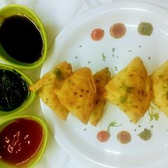 Mini Samosa A picture of Mini Samosa.