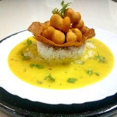 A picture of Kadhi Chawal.