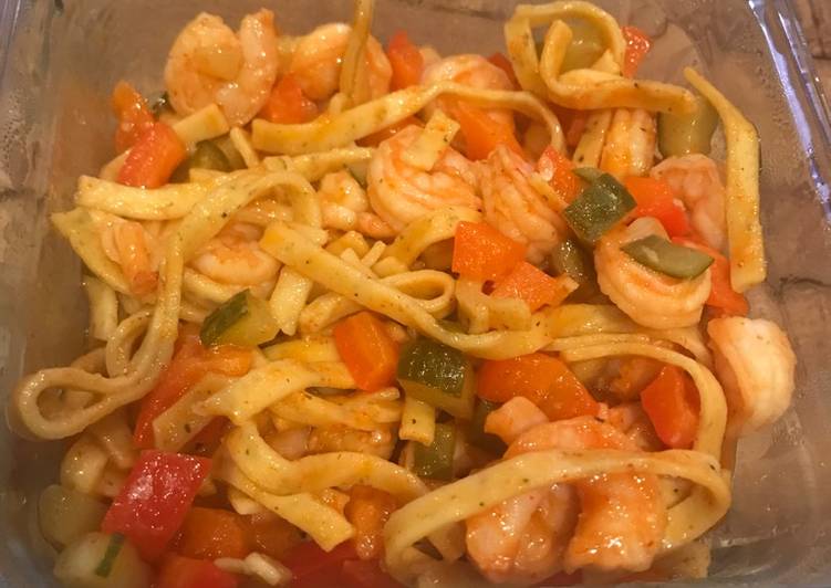 Recipe of Appetizing Sriracha Shrimp with Noodles