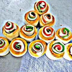 A picture of Caprese Vol au vent.