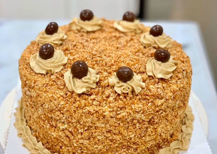 Mocca Nougat Cake (Birthday Cake)