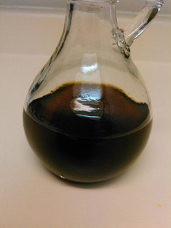 A picture of How to: Vanilla Extract.