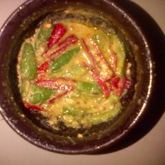 A picture of Chilli Mustard.
