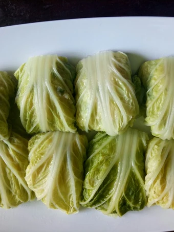 Cara Gampang Menyiapkan Resep Pentol ayam bungkus sawi putih yang Uenak Anti Ribet, Lezat Sekali