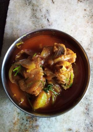 চিকেন কারি(Chicken curry recipe in Bengali) রেসিপির প্রধান ছবি