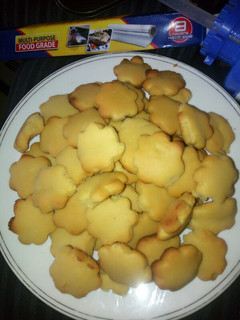 A picture of Plain cookies.