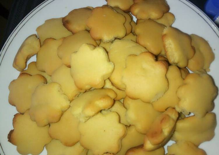 Simple Way to Prepare Any-night-of-the-week Plain cookies
