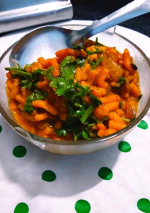 चटपटी सेव भाजी (Chatpati sev bhaji recipe in Hindi) रेसिपी मुख्य फोटो