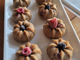 Muffins de banana y frutilla🍌🍓 Aptos SIBO