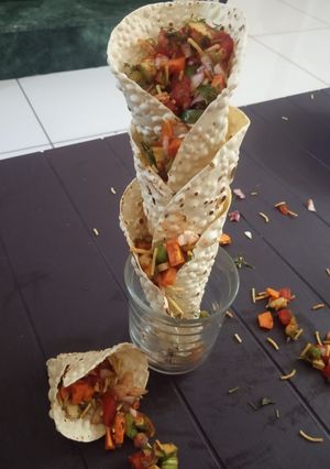 પાપડ ચાટ કોન (papad chaat Cone recipe in gujarati) રેસીપી મુખ્ય ફોટો