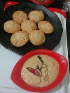 झटपट सूजी अप्पे (jhatpat Suji appe recipe in Hindi) रेसिपी मुख्य फोटो