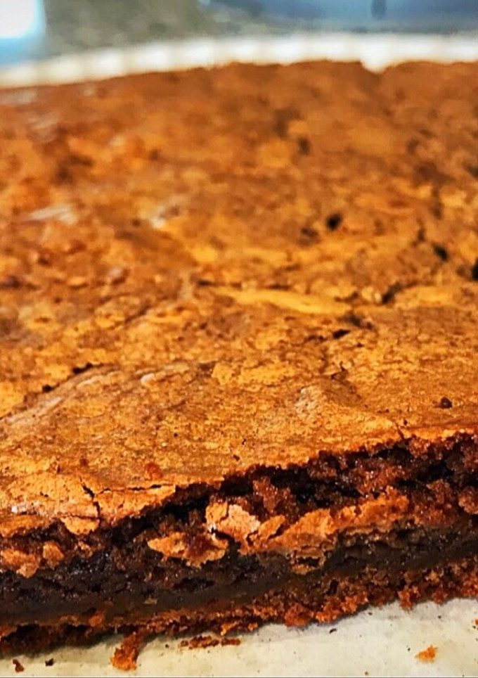 Una foto de Brownie súper húmedo y fácil