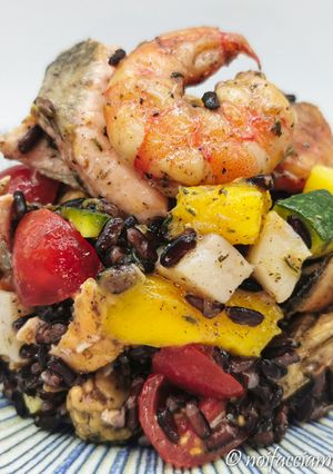 Foto di Insalata di Riso Venere Golosa con Pesce e Mango
