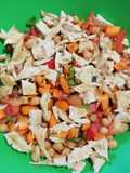 Insalatona di ceci e pollo alla piastra