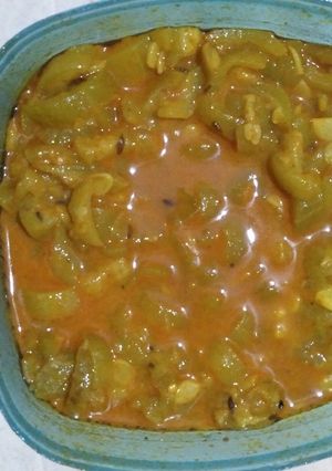 A picture of Ridge gourd curry.