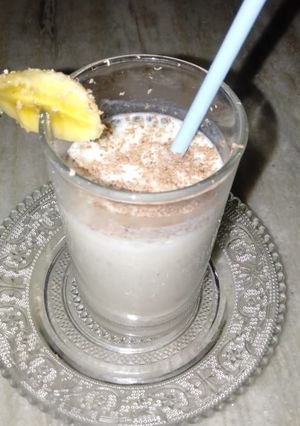A picture of Banana milk shake.
