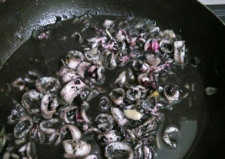 Resep Cumi Bumbu Hitam, Bisa Manjain Lidah