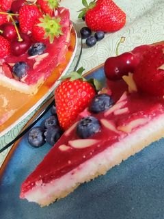 Túrós-gyümölcsös pite glutén- és cukormentesen recept fotója