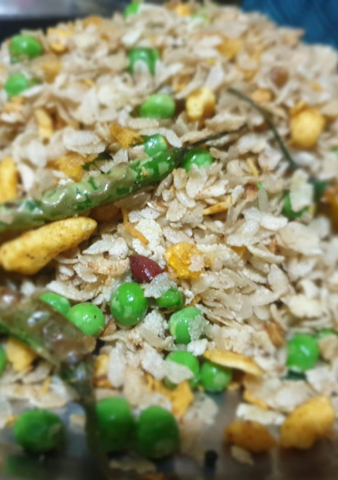 चूड़ा मटर फ्राई (Chuda Matar fry recipe in hindi) रेसिपी मुख्य फोटो