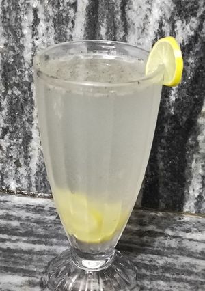 A picture of My style fresh lime soda.