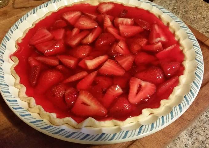 Copy Cat Shoney's Strawberry Pie