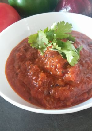 A picture of Mexican salsa dip.