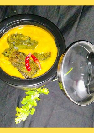 अरबी पत्ते की कढ़ी (Arbi patte ki kadhi recipe in hindi) रेसिपी मुख्य फोटो