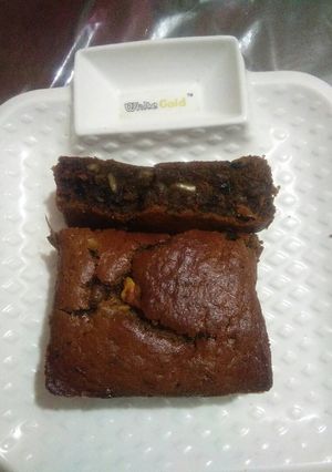 A picture of Banana cake.