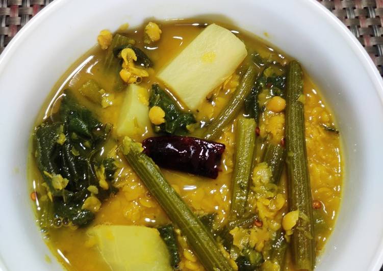 Matar ki dal with pumpkin leaves