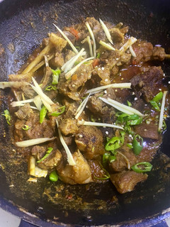 A picture of Dhaba style mutton karahi.