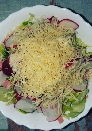 A picture of Iceberg salad.