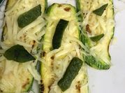 Una foto de calabacitas gratinadas