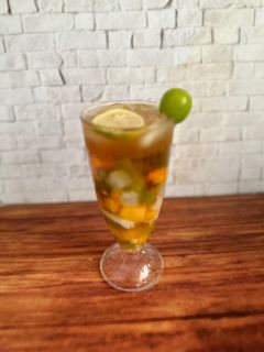 Foto resep 6. Es Teh Anggur Tropikal