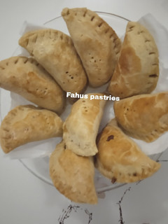 A picture of Baked Meatpie.