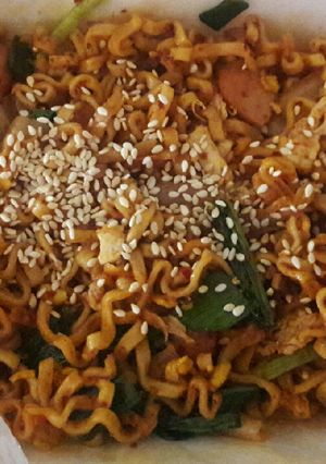 Foto resep Mie goreng kimchi dgn pasta gochujang