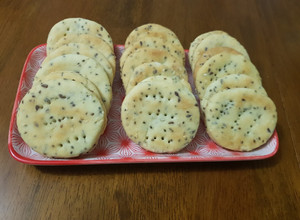 Una foto de Galletitas saladas con harina de arroz