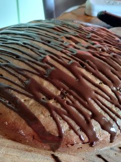 Una foto de Torta/budín de naranja sin huevo