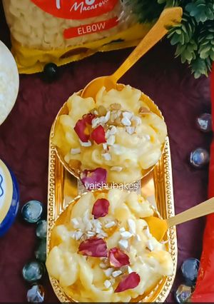 A picture of Macaroni Payasam.