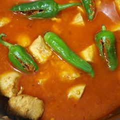 A picture of Chicken boneless Achar gosht.