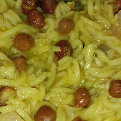 A picture of Maggi.