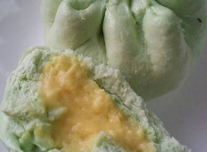 Hình của món Bánh bao lá nếp nhân custard.
